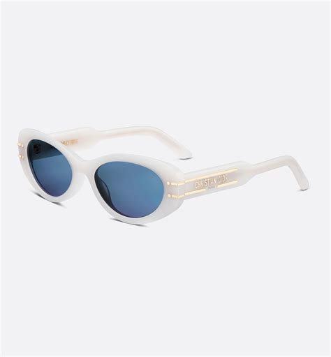 DiorSignature B8U Milky Ivory Oval Sunglasses .